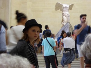 renee-in-the-louvre